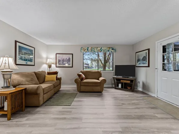 12542 Alder St NW, Coon Rapids, MN 55448