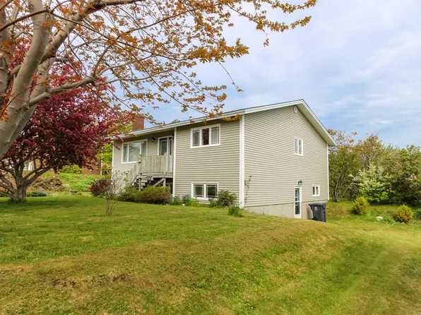 15 Kelliview Crescent, Conception Bay South, NL A1X6Z5