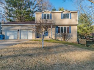 17689 Allen Ave, Spring Lake, MI 49456