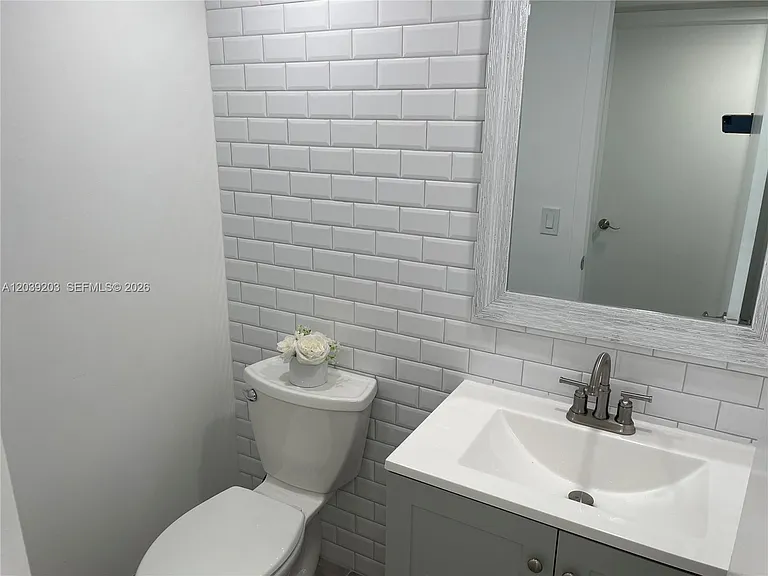 136 Brighton Dr #136-D — Photo 18