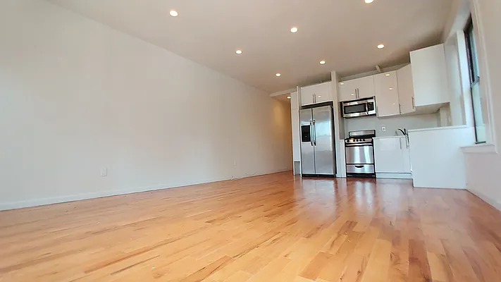 Rented by GPA Realty | media 31