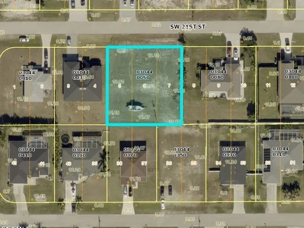 328 SW 21st St, Cape Coral, FL 33991