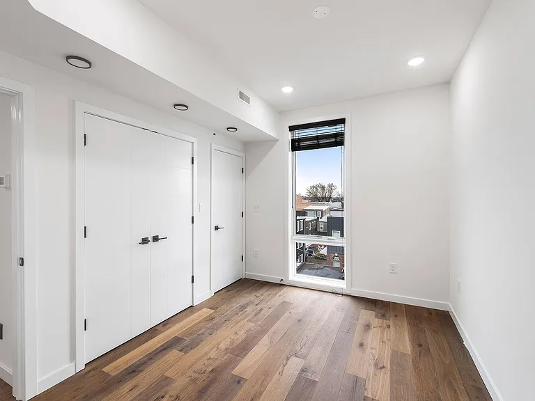 438 Memphis St #21 — Photo 4
