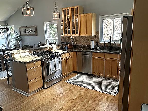 3rd image of 4456 Lamson Dr