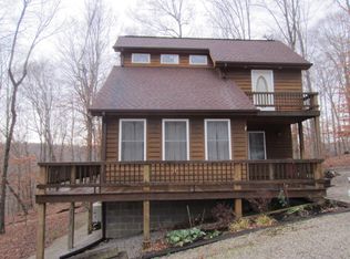 112 Dingo Ln, Byrdstown, TN 38549