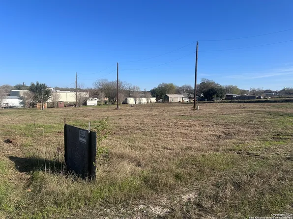 610 S 8TH ST LOT 14, Stockdale, TX 78160