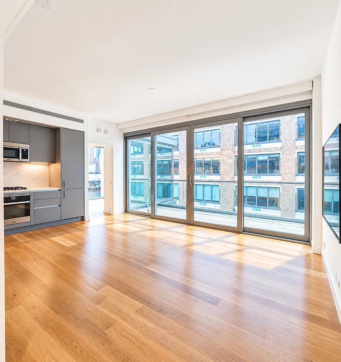 547 West 47th Street — Photo 1