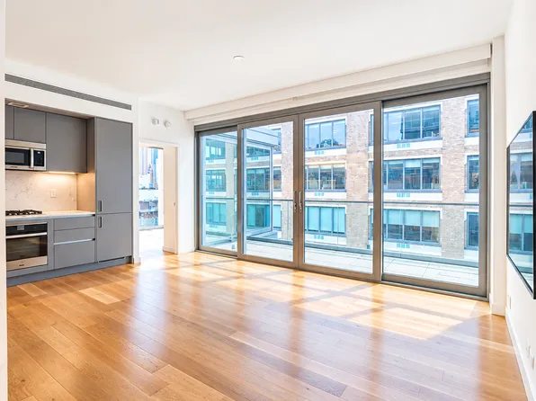 547 W 47th St, New York, NY