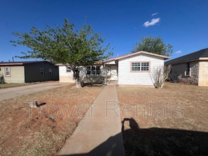 1st image of 4306 McKnight Dr