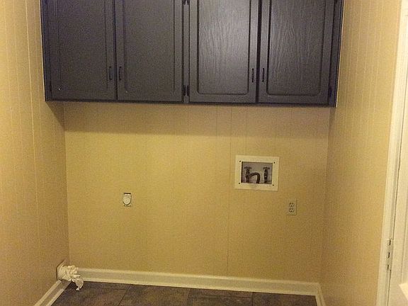 2nd image of 1707 Millcreek Dr