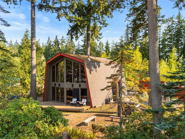6419 Little Big Horn Road, Maple Falls, WA 98266