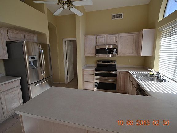 5th image of 20020 N 93rd Ln