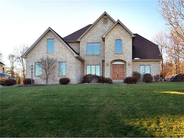 1st image of 9141 Lucia Ln