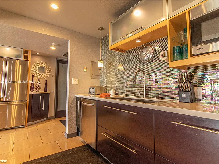 500 Three Islands Blvd #308 — Photo 11