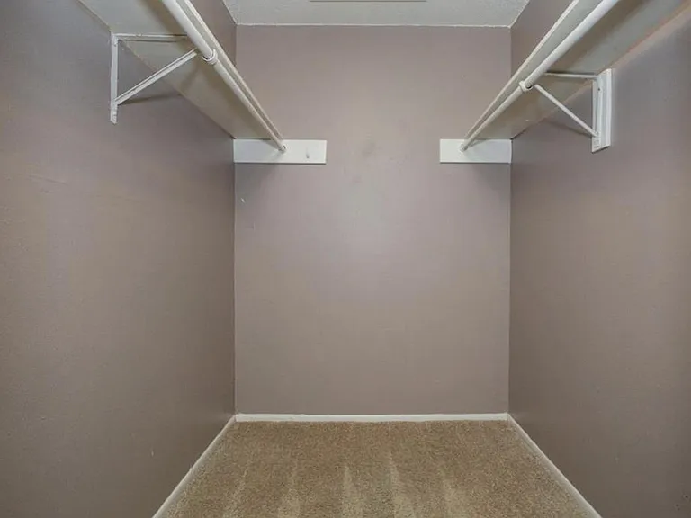 2413 Mission Hill Dr — Photo 18