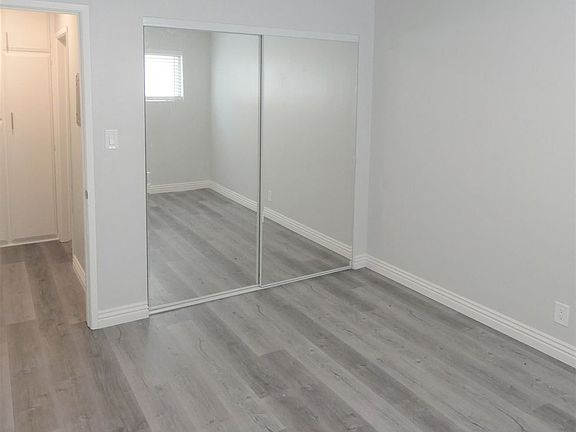 5th image of 985 N Park Cir APT 8