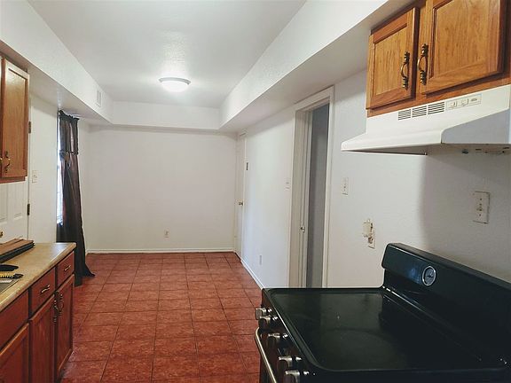 3rd image of 317 E Ballard St