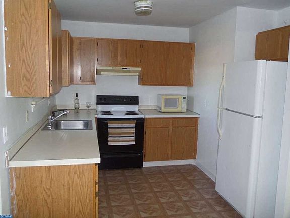 5th image of 115 Cole Blvd