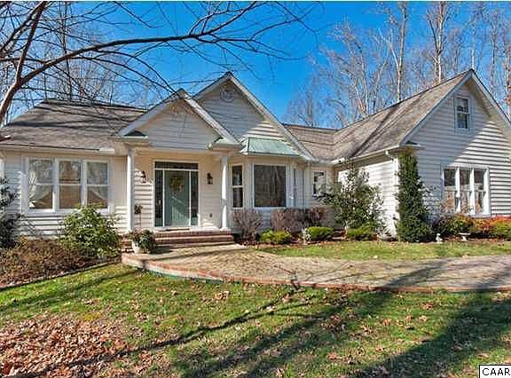 2nd image of 489 Richardson Dr