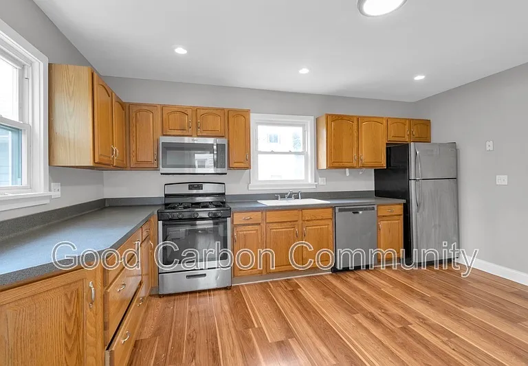 343 Bryant St #1 — Photo 4