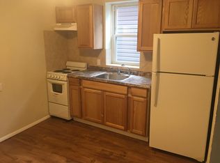 618 Montclair St APT 3, Pittsburgh, PA 15217