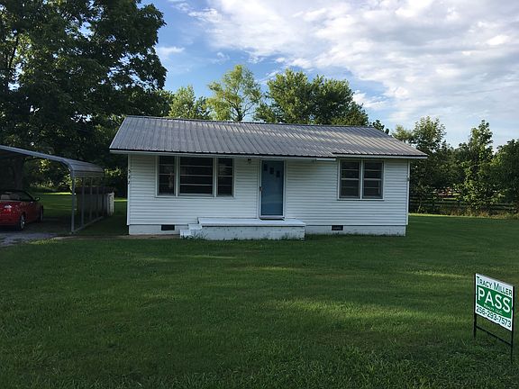 2nd image of 522 Mayberry Ln