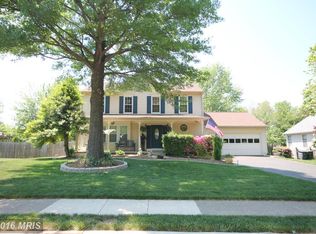 109 Sue Ann Ct, Sterling, VA 20164