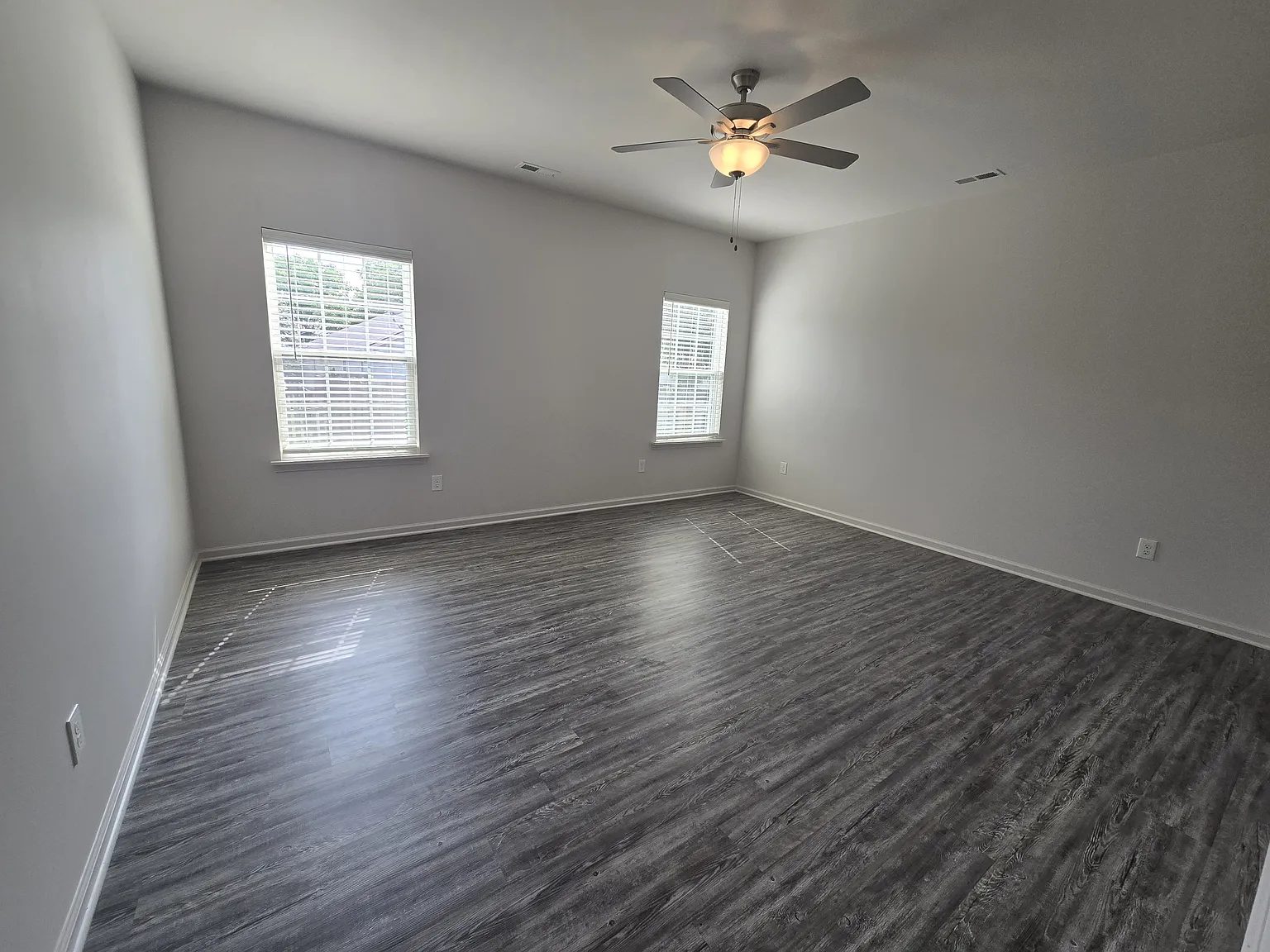 3 bed, 1528 sqft, $2,300 — Photo 4