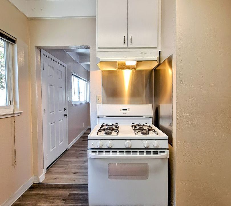 1st image of 42 S 8th St APT 1