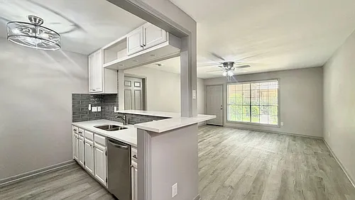 1311 Antoine Dr Photo 1
