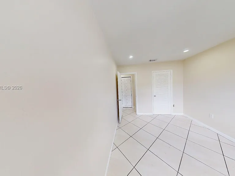 7882 Grand Canal Dr #7882 — Photo 11