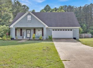 2641 Old Memphis Oxford Rd, Coldwater, MS 38618