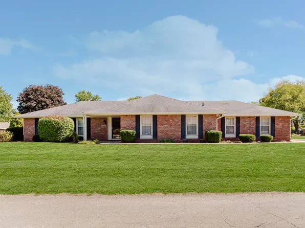 4504 Winter Dr, Anderson, IN 46012
