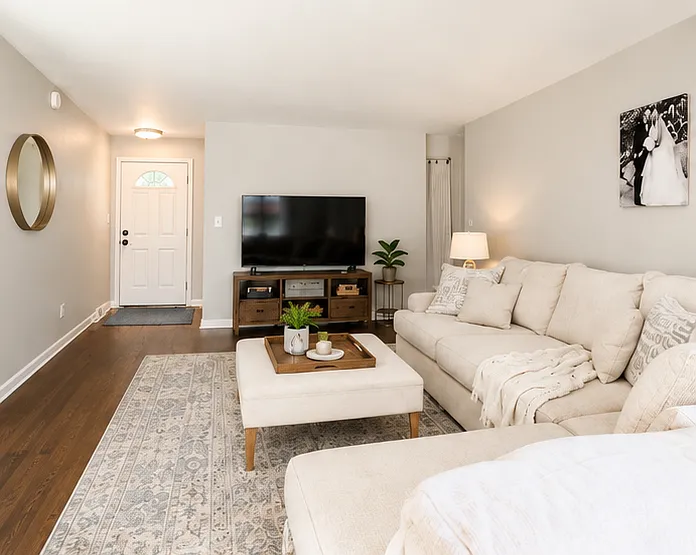 10336 Reeds Dr — Photo 4