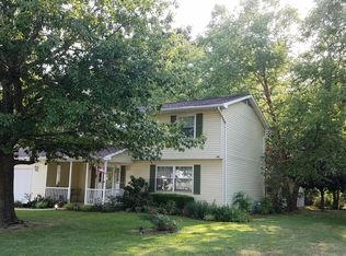 4425 Woodglen Ln, Mount Vernon, IL 62864