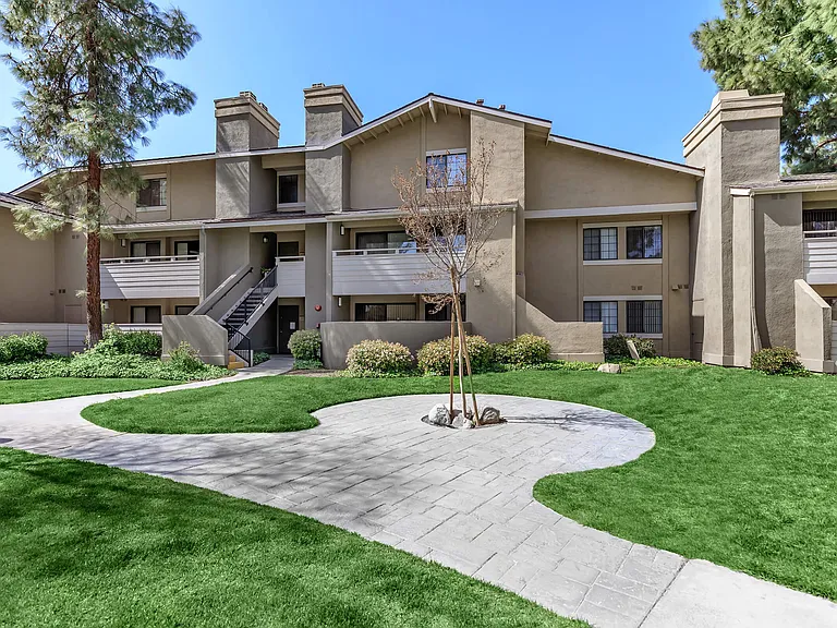 StoneCreek Apartment Homes — Photo 5