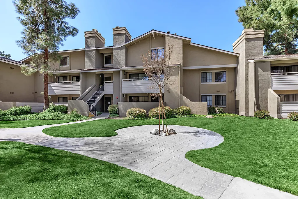 stonecreek apartment homes apartment rentals valencia ca zillow