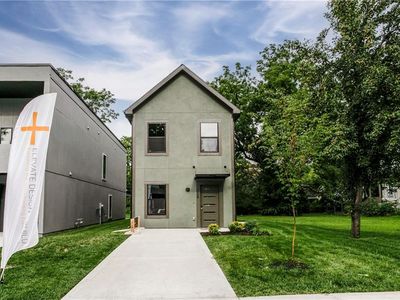 3320 Tracy Ave, Kansas City, MO, 64109