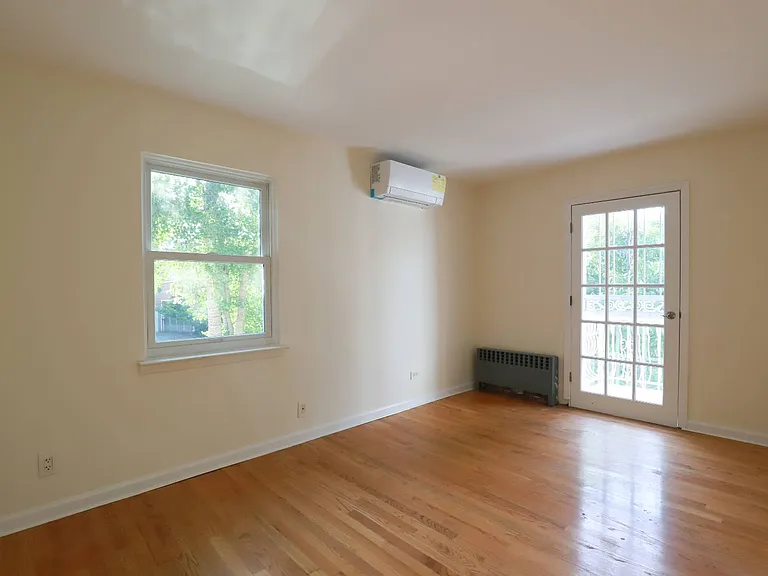 151-07 7th Ave #2 — Photo 2