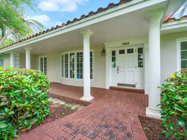 7945 SW 141st Ter, Palmetto Bay, FL 33158