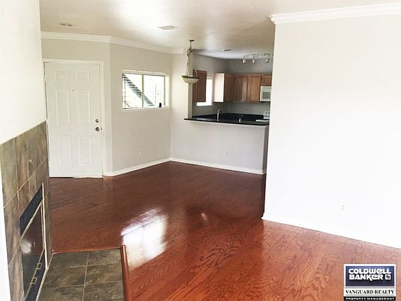 2nd image of 1800 The Greens Way APT 1507