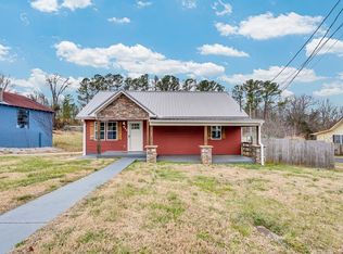 425 S Young St, Sparta, TN 38583