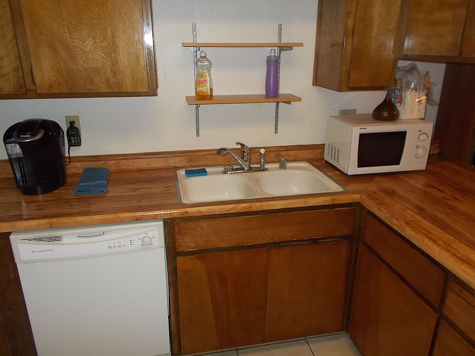 2nd image of 2814 Winding Ln