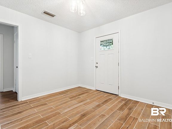 5th image of 8882 Larry Dr
