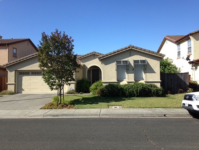 1st image of 18 Pienza Dr