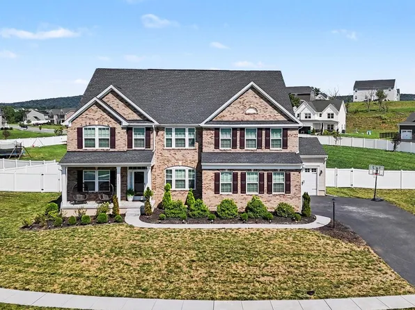3941 Secretariat St, Harrisburg, PA 17112