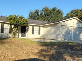 5915 Cliff Ridge Dr, San Antonio, TX 78250