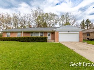 1705 Kendall St SE, Grand Rapids, MI 49508