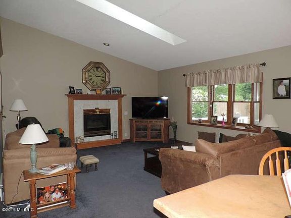 4th image of 5145 Summerfield Dr
