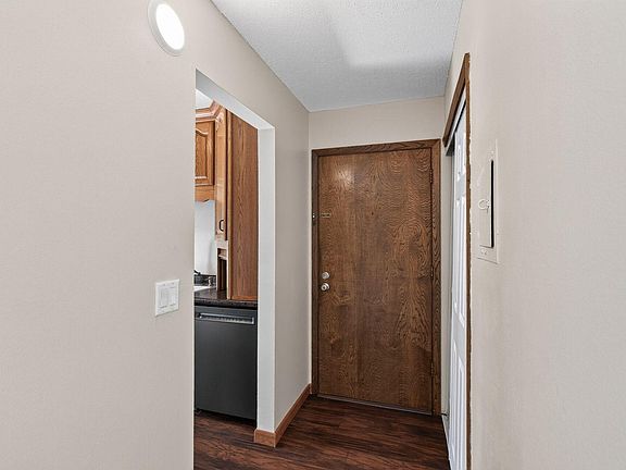 5th image of 921 11th Ave S APT 5